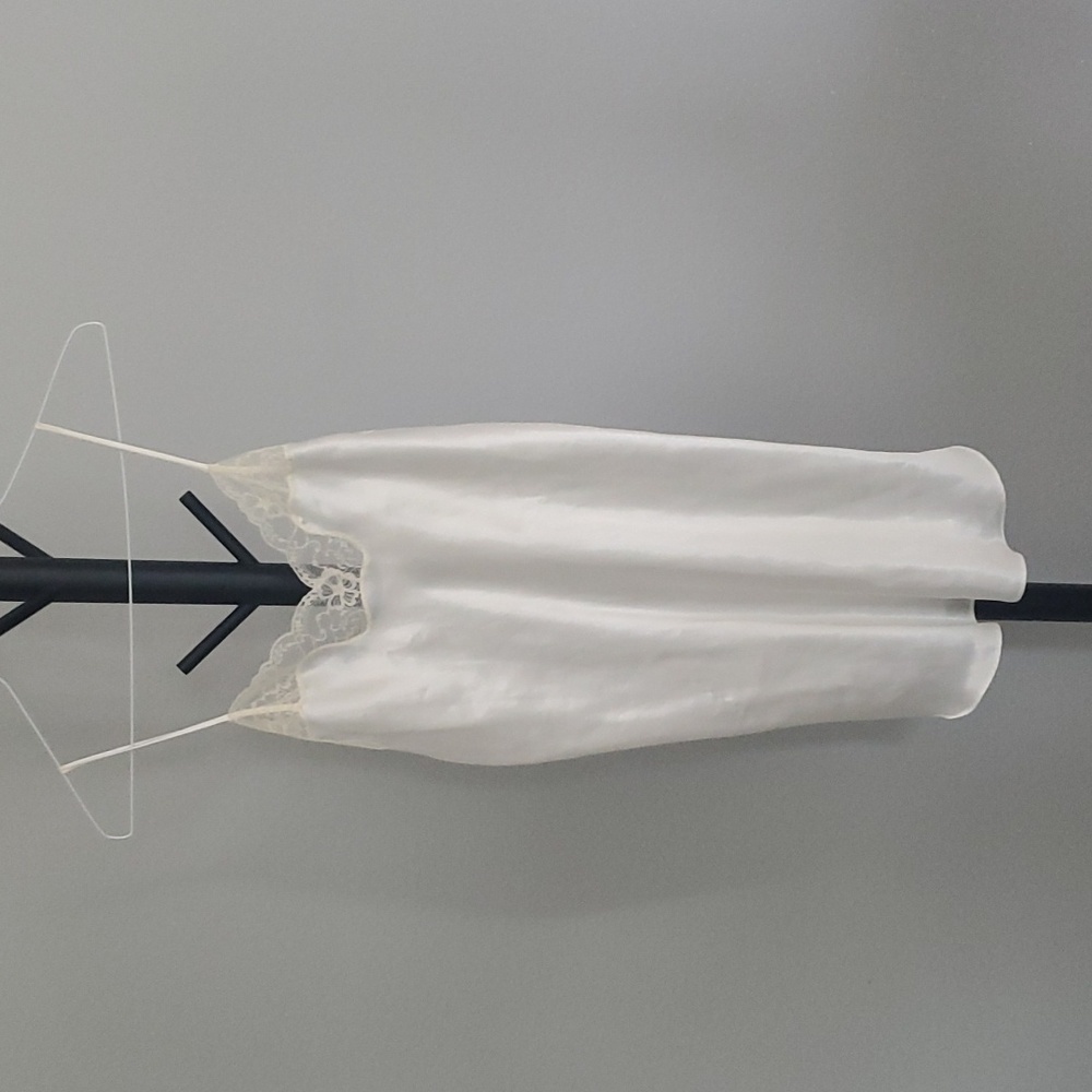 Vintage Lingerie Cacique | White Slip | Womens Medium